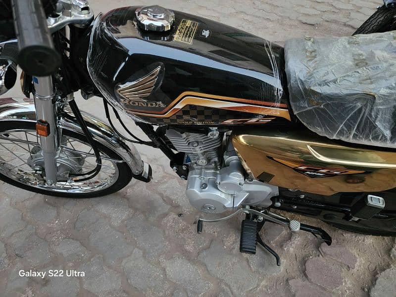 Honda 125 golden edition 2