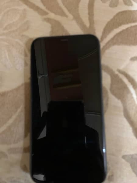 iphone 11 64 gb non active 4 month sim working 4