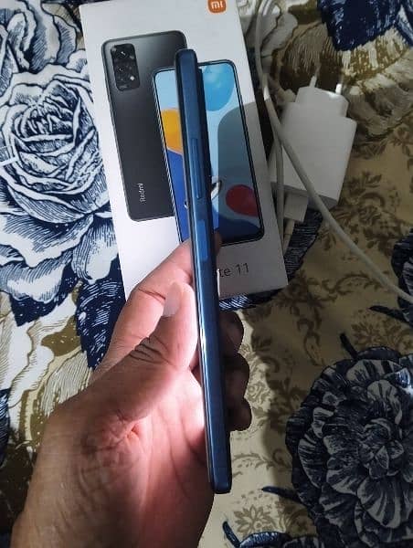 urgent sale Redmi note 11 all ok ha 2