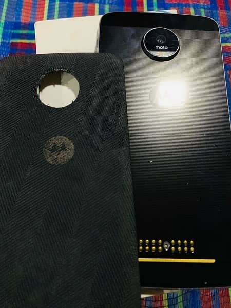 motoz mobile 1