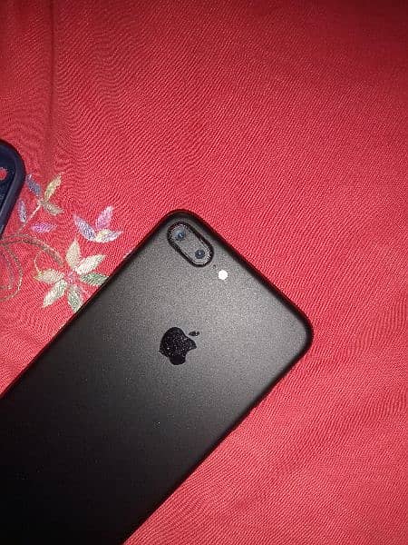 I phone 7 plus pta approved 4