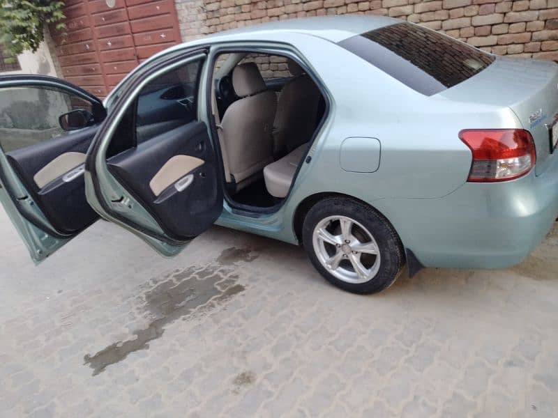 Toyota Belta 2006 2