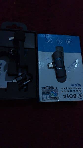 Boya BY-MW3 Wireless Microphone For iFone & Type-C U& Video Recording 3