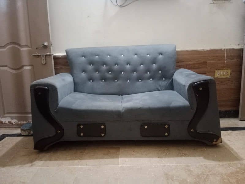 Sofa Set 7 seaters with center table 0