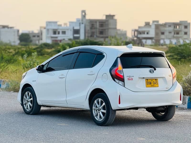 Toyota Aqua S Key Model 2017 Registered 2018 Urgent Sell 4