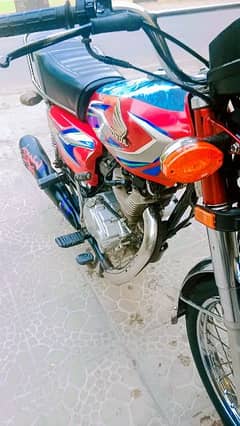 HONDA 125 URGENT FOR SALE