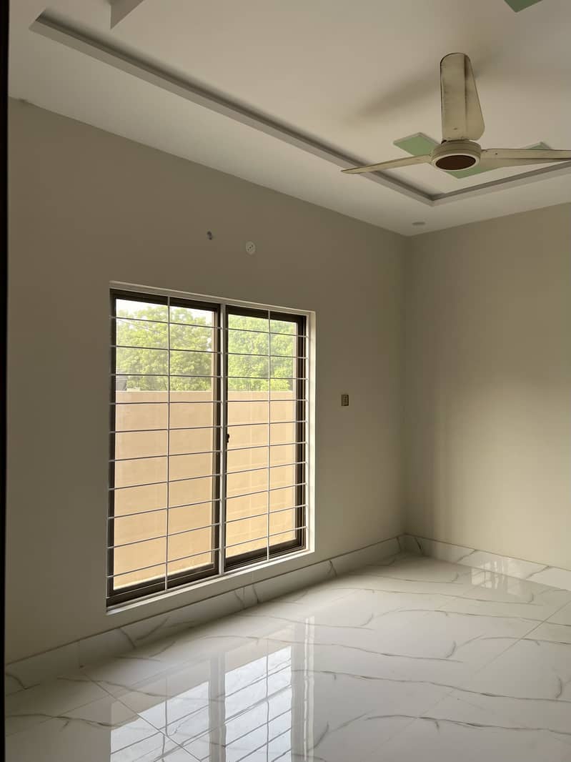 "10 Marla House for Rent in Fazaia Housing Scheme Phase 1" 4