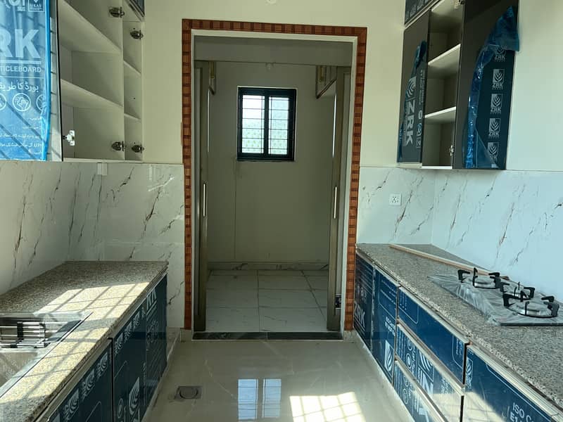 1 Kanal Independent Upper Portion for Rent in Fazaia Housing Scheme Phase 1 (Lower Portion Locked) 6