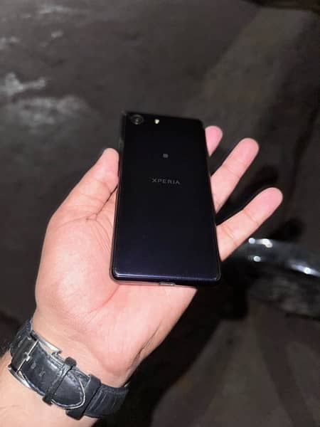 sony xperia 4gb ram 64 3