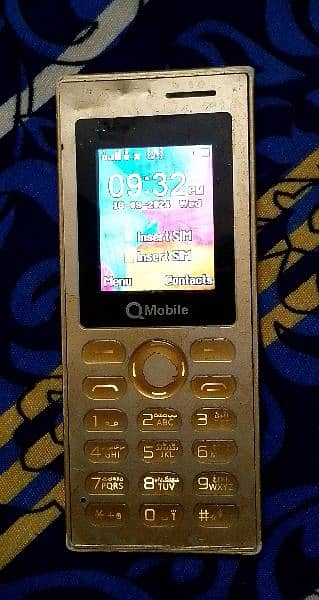 keypad slim mobile for sale good condition 0