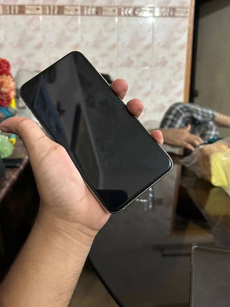 iphone xs max approve 11