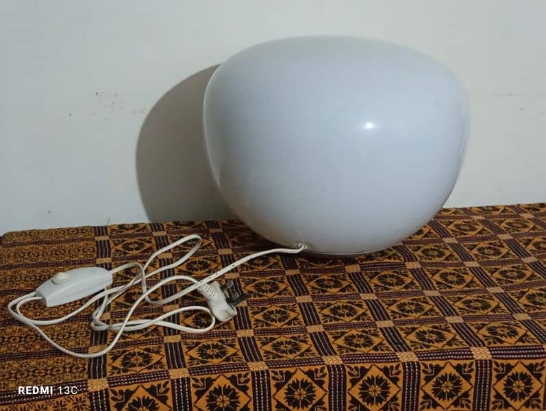 Jonisk floor/table bubble lamp 1