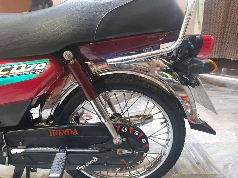 Honda 70cc hai Model23 hai 03226054588 call me 1