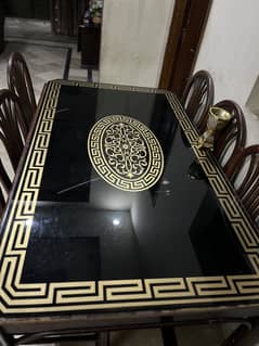 Dinning table with 6 chairs for sale