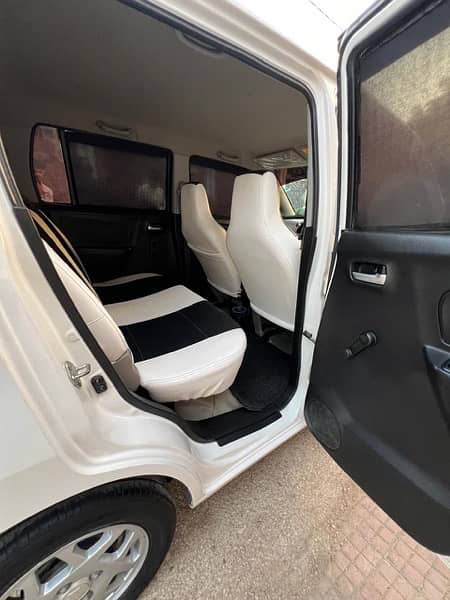 Suzuki Wagon R 2019 16