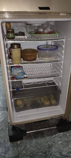 PEl refrigerator