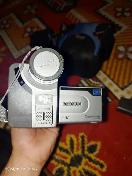 Samsung handyCam 1