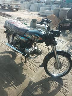 gari ma 1 ruppay ka kam nh ha full genuine condition ha 2023 ka 10 mon