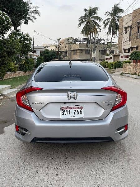 Honda Civic Oriel 2019 4