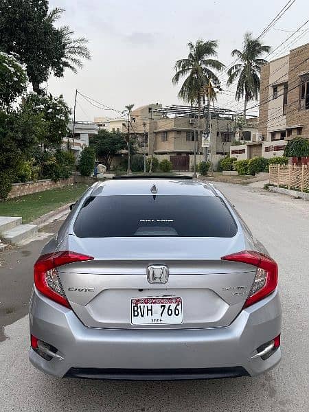 Honda Civic Oriel 2019 7