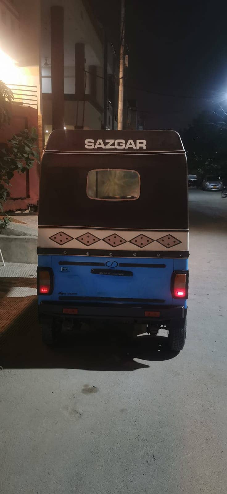 Sazgar Rickshaw 11