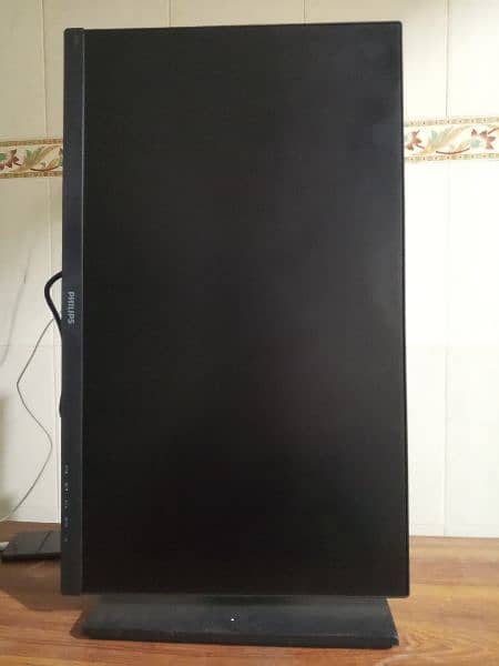 Philips gming borderless monitor 24 inch for sale 7