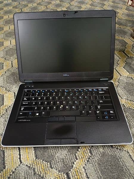 Dell Latitude e6440 Core i5 4th Generation 1 Hand Use 9