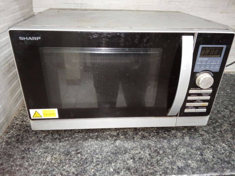 microwave oven 0