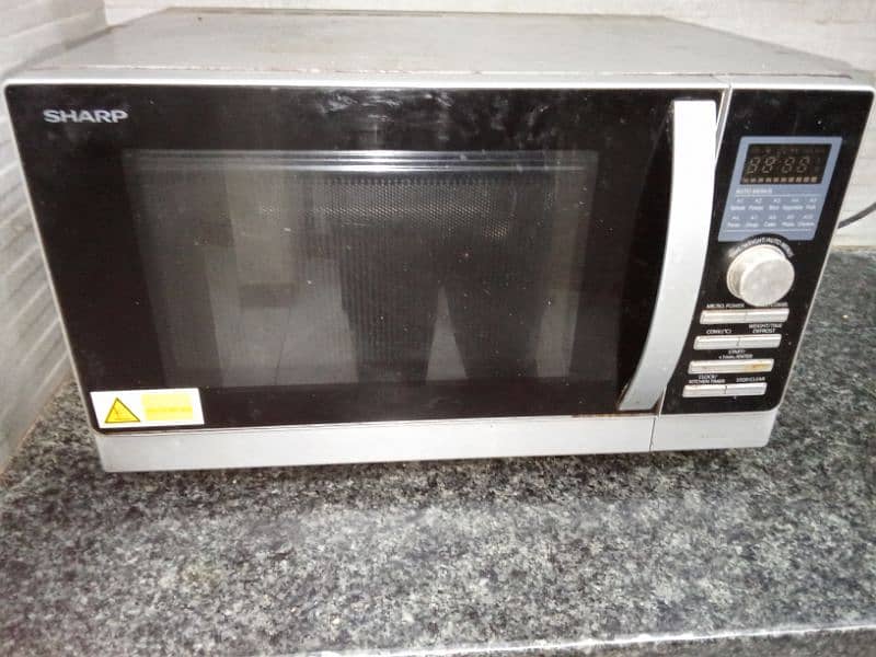 microwave oven 4