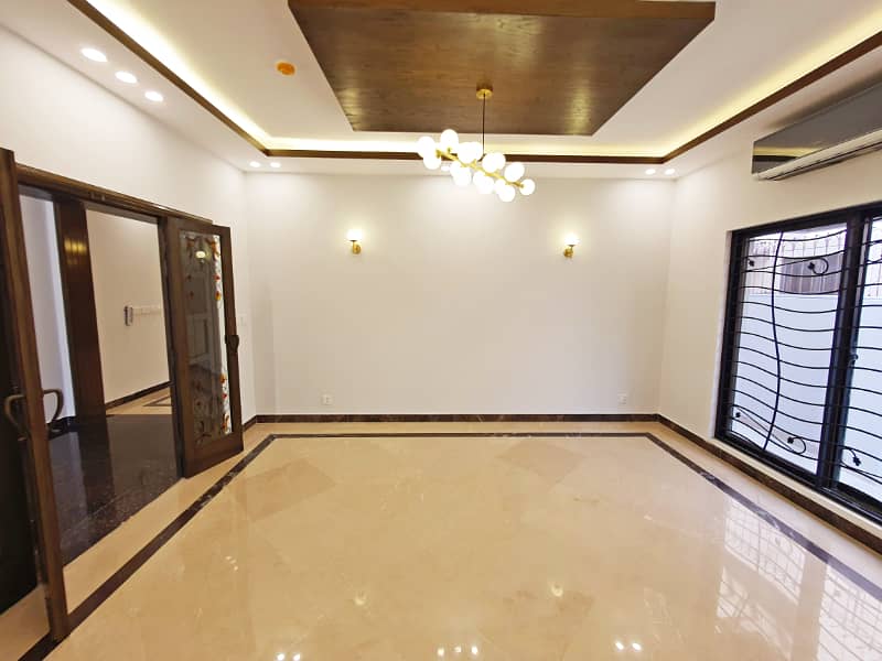 6 Bed Room Doubel Unit 1 Kanal New House Availabel For Rent In DHA Phase 4 5