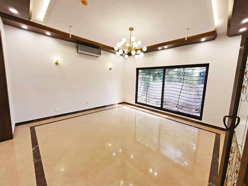 6 Bed Room Doubel Unit 1 Kanal New House Availabel For Rent In DHA Phase 4 6