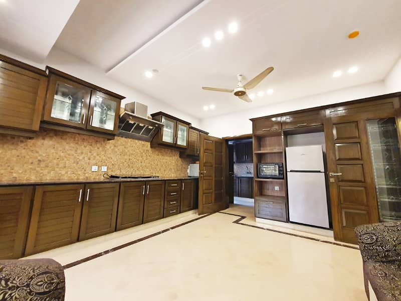 6 Bed Room Doubel Unit 1 Kanal New House Availabel For Rent In DHA Phase 4 9