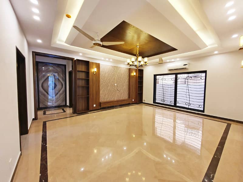 6 Bed Room Doubel Unit 1 Kanal New House Availabel For Rent In DHA Phase 4 12