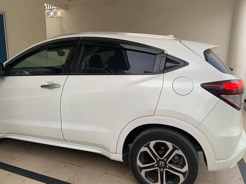 Honda Vezel 2015 6