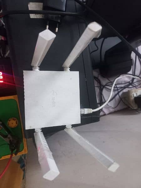 Tplink C2.4 Antenna Router 2.4 and 5ghz Support 1