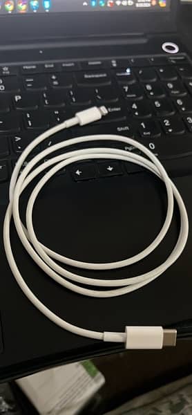 Iphone orignal cable type c to lightning 0