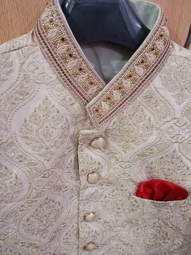 Designer sherwani qulla and khussa for sale 2