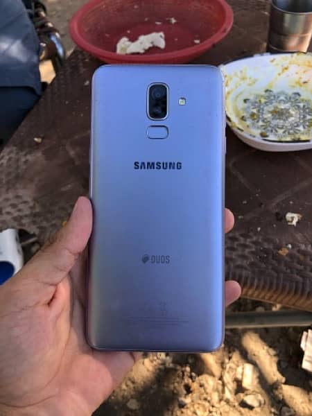 SaMsung Galaxy J8 1