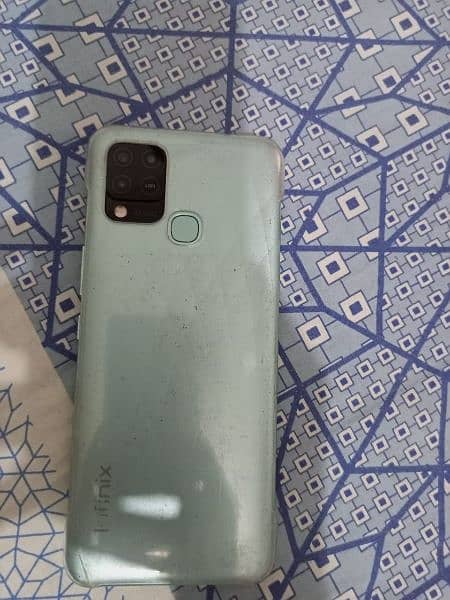 Infinix hot 10s ( 10 by 10 condition ha Memory 6/128 1