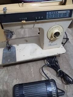 Singer machine for sell