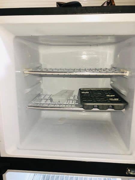 Haier Refrigerator 

10 years warranty 
1 year used 7