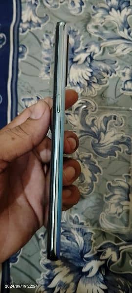 Oppo F15 6/128 new condition good camera good battery 1