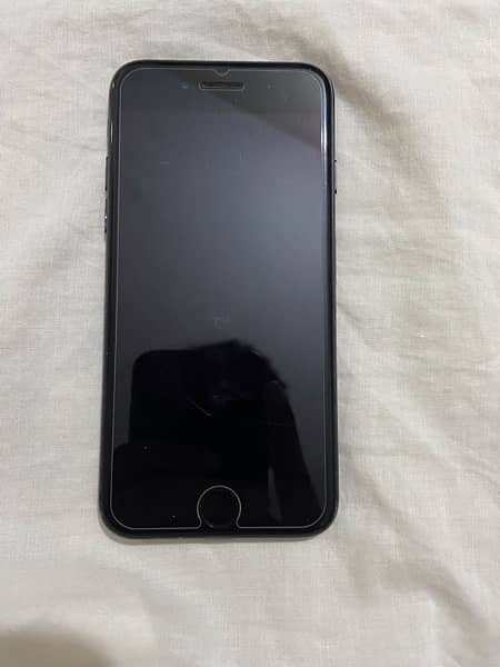 iPhone 7  (32 GB) PTA approved 10/10 condition  WhatsApp 03259840013 1