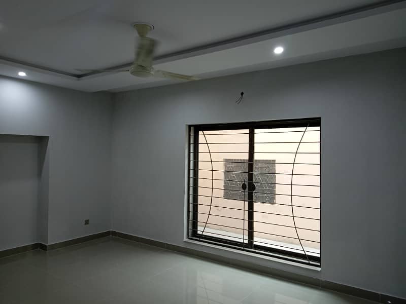 CANTT,12 MARLA OFFICE USE HOUSE FOR RENT GULBERGU UPPER MALL SHADMAN GOR GARDEN TOWN LAHORE 5