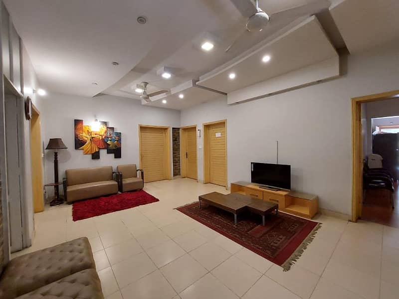 Cantt, 12 Marla House For Rent Gulberg Upper Mall Garden Town Shadman Gor Lahore 11