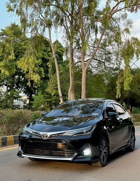 Toyota Altis Grande 2019 3