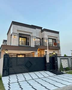 One kanal Brand New House Availaable For Rent 0