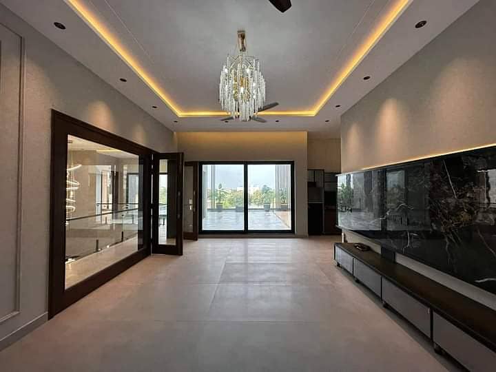 One kanal Brand New House Availaable For Sale 7