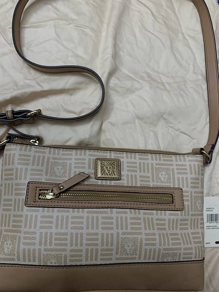 **ORIGINAL BRAND NEW** Anne Klein Lion Logo Crossbody Bag 2