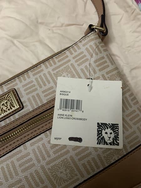 **ORIGINAL BRAND NEW** Anne Klein Lion Logo Crossbody Bag 3